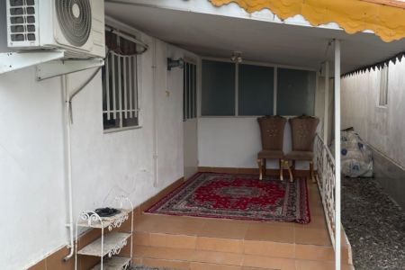 سوئیت حیاط دار در فومن - گربه کوچه