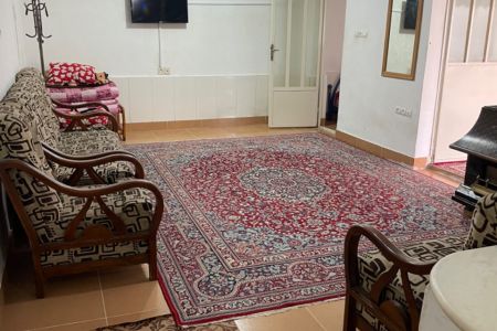 سوئیت حیاط دار در فومن - گربه کوچه