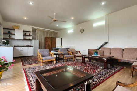 سوئیت حیاط دار در طرقبه شاندیز