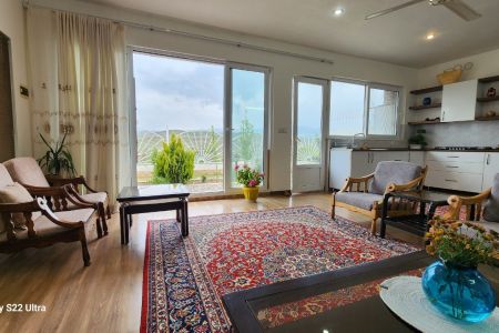 سوئیت حیاط دار در طرقبه شاندیز