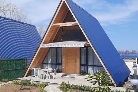 کلبه سوئیسی در نمک آبرود - میانکی