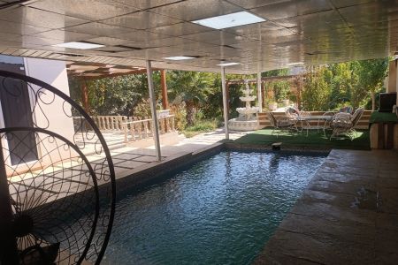 ویلا استخردار در چهارباغ - سلطان آباد