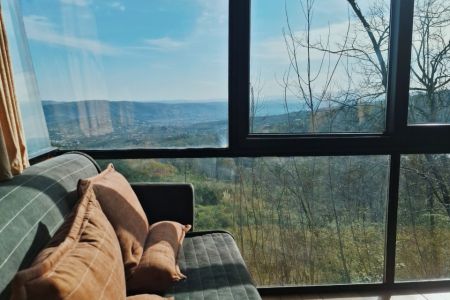 کلبه با سقف شیشه ای در بابلکنار - درازکلا