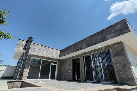 ویلا استخردار در سهیلیه - لشگرآباد