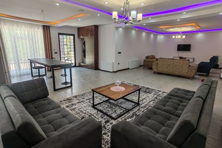 ویلا استخردار در سهیلیه - لشگرآباد