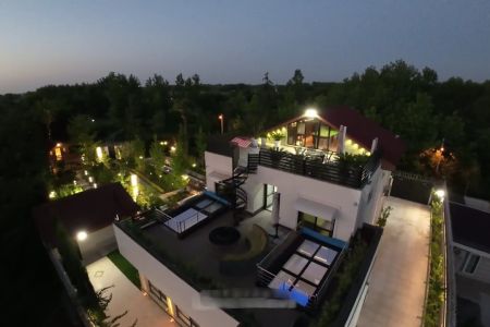 ویلا استخردار در چاپارخانه بندرانزلی - ۴ خوابه