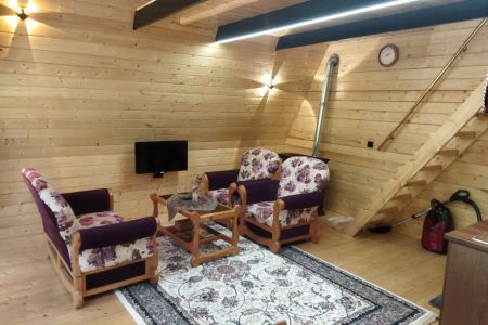 کلبه سوئیسی در رامسر - سفید تمشک