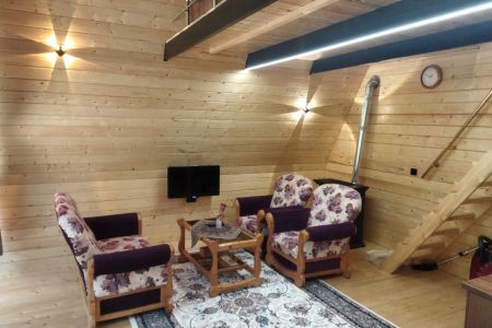 کلبه سوئیسی در رامسر - سفید تمشک