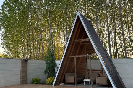 ویلا در صومعه سرا - پیشخان