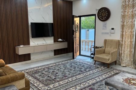 ویلا در صومعه سرا - پیشخان