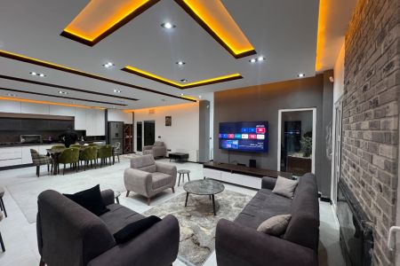 ویلا استخردار در تهراندشت - نمکلان