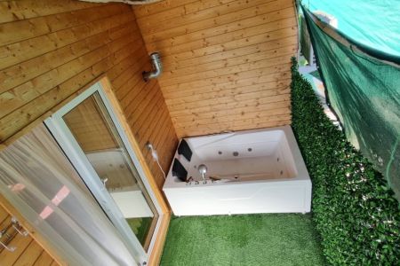 اجاره کلبه چوبی با جکوزی در بابلکنار - تیرکن