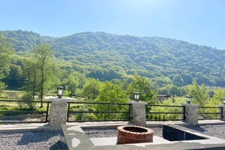 ویلا کنار روخانه در زیرآب - سیدآباد