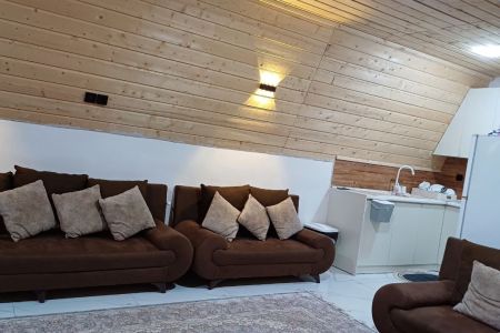 کلبه سوئیسی در خشکبیجار - شیشه گوراب
