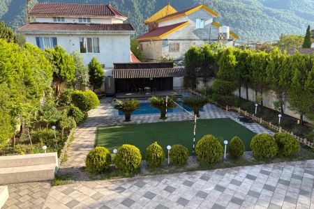 ویلا با استخر و زمین والیبال در انارور نوشهر