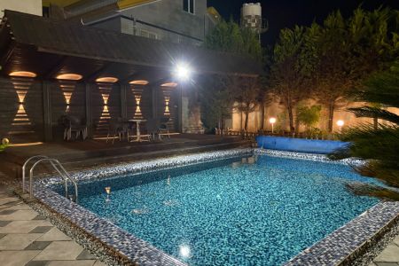 ویلا با استخر و زمین والیبال در انارور نوشهر