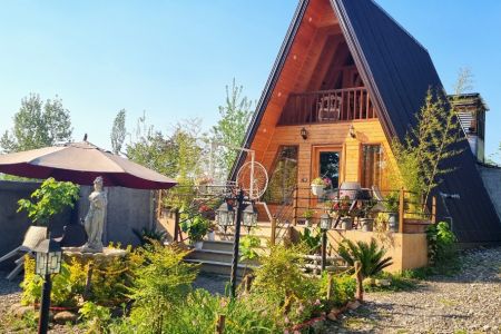 کلبه سوئیسی با وان جکوزی در بابلکنار - سیدکلا