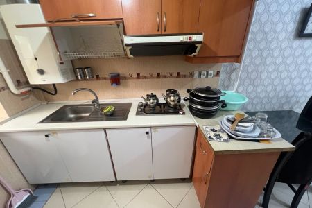 سوئیت کنار تالاب عینک رشت - ۲ تخته - تیپ۲