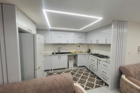 سوئیت مبله نزدیک فلکه خیام ارومیه - همکف