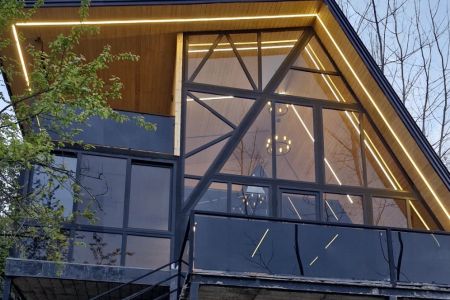 کلبه بالکن دار با ویو جنگلی در کیشخانی ماسال