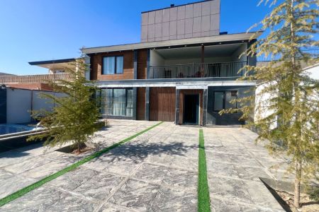 ویلا دوبلکس استخردار در رودهن - خورین