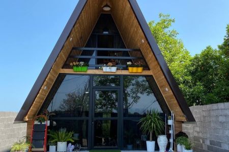 کلبه سوئیسی در خشکبیجار - شیشه گوراب