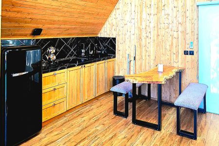 کلبه چوبی در آمل - هزار سنگر