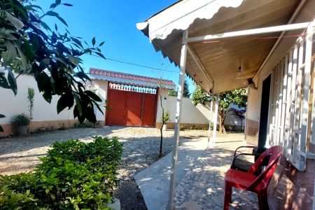 سوئیت حیاط دار در چابکسر - همکف