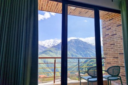 خانه جکوزی دار در دوهزار - شانه تراش