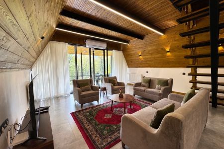 کلبه با تراس و جکوزی در جاده دالخانی - جلو