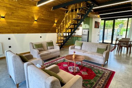 کلبه با تراس و جکوزی در جاده دالخانی - جلو