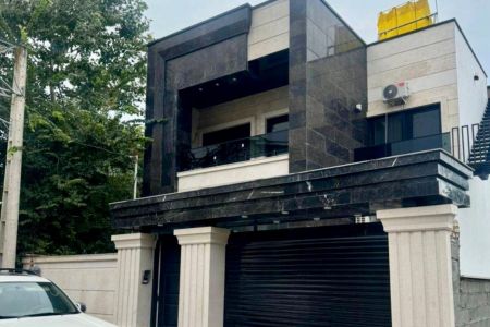 ویلا دوبلکس با روف و استخر کوچک در رویان