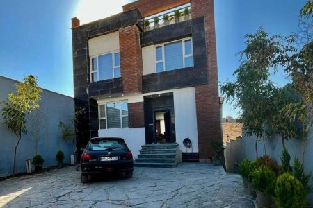 ویلا دوبلکس استخردار در رودهن - خورین