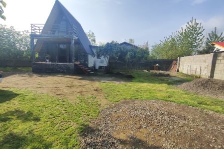 کلبه سوئیسی در پره سر - حوریان