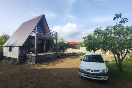 کلبه سوئیسی در پره سر - حوریان