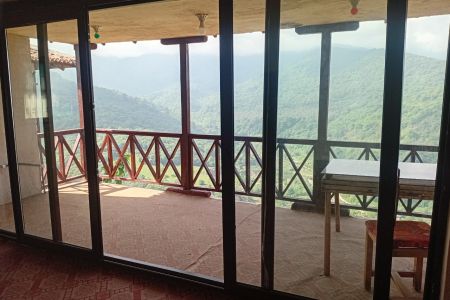 دهکده گردشگری با ویو ابدی در گلوگاه
