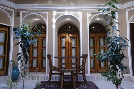 بوتیک هتل در گازرگاه یزد - سه دری آفتاب