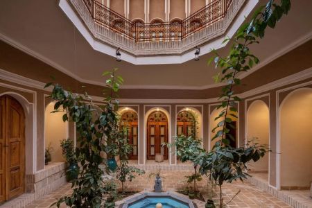 بوتیک هتل در گازرگاه یزد - پنج دری مهتاب