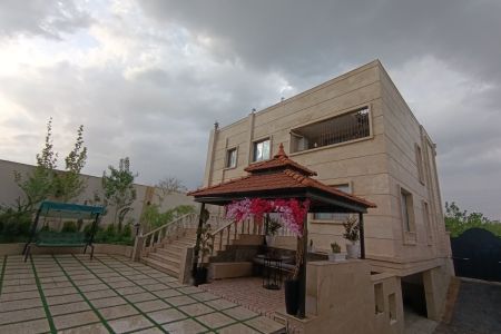 ویلا دوبلکس با استخر و جکوزی در شاندیز