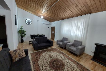 سوئیت حیاط دار در بندرانزلی - بلوار پیشوایی
