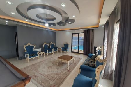 ویلا استخردار در چهارباغ