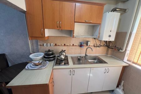سوئیت کنار تالاب عینک رشت - ۲ تخته - تیپ۲