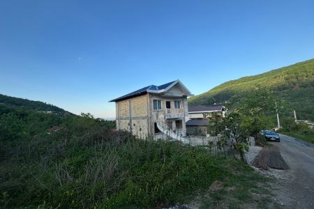 خانه تراس دار در دالخانی - گانکسر - طبقه ۲