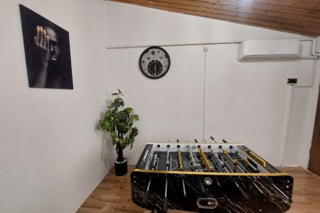 سوئیت حیاط دار در بندرانزلی - بلوار پیشوایی
