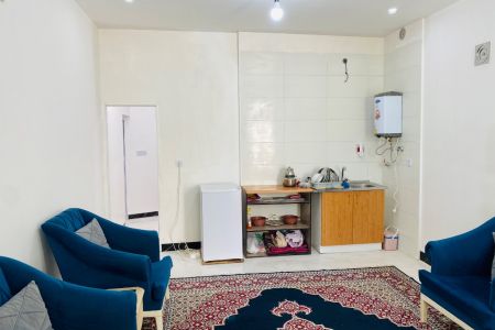 سوئیت با حیاط مشجر در ماهدشت