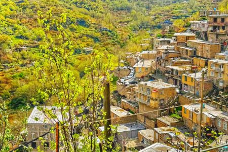سوئیت بالکن دار در پاوه - داریان - همکف