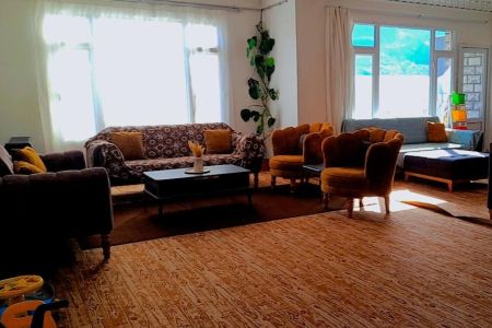 اجاره خانه مبله در اورامان تخت - طبقه سوم