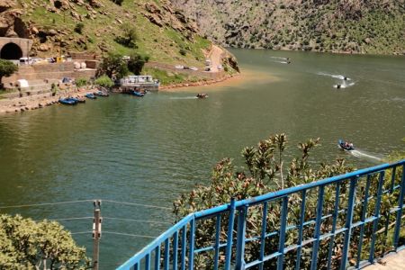 اجاره خانه با ویو دریاچه در پاوه - هجیج