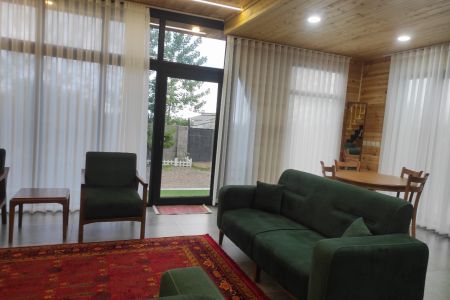کلبه سوئیسی جکوزی دار در سیاه دوله شاندرمن