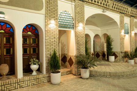 بوم گردی در نائین - سه تخته